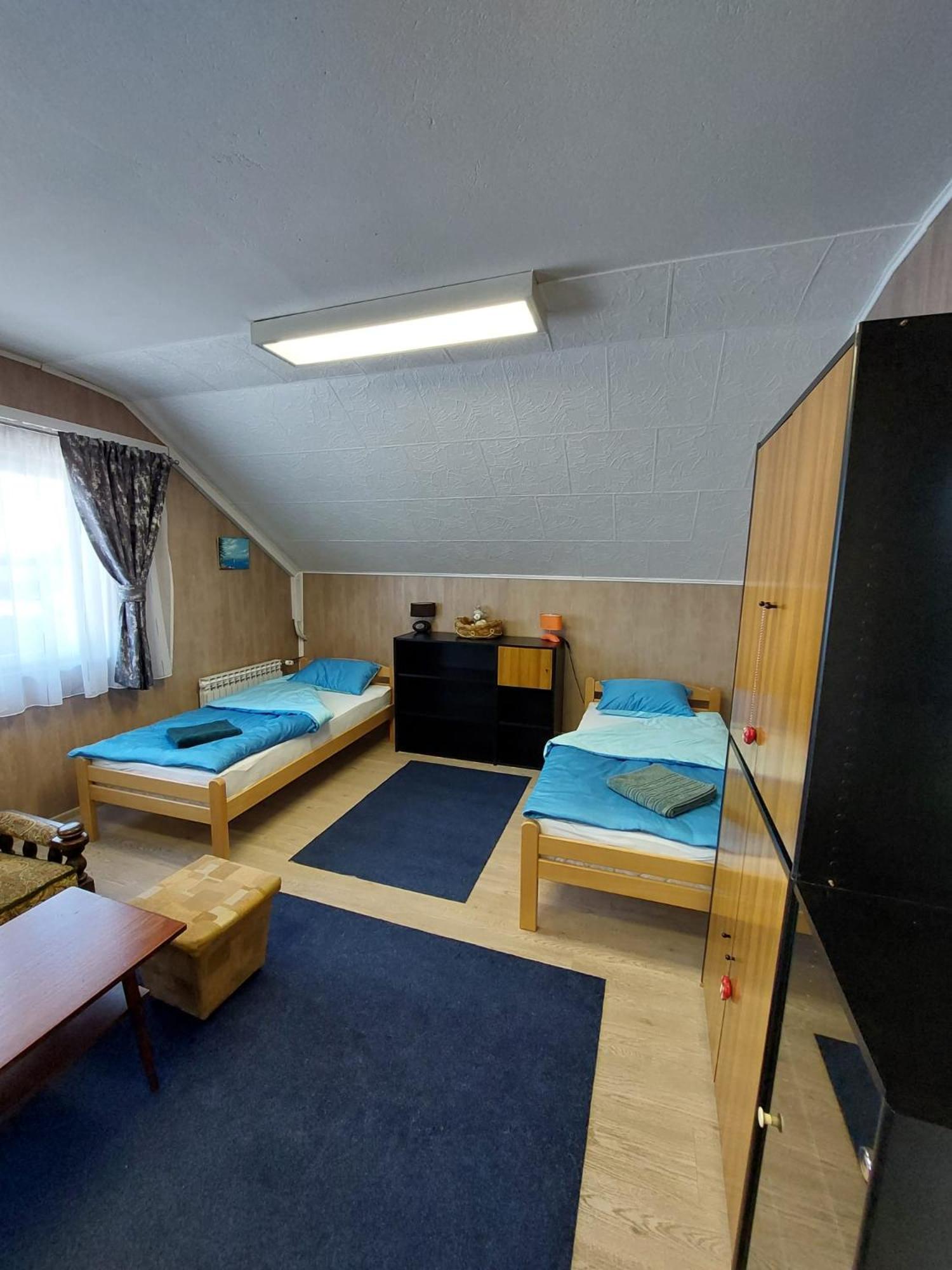 Hostel Suzzzy Novska ภายนอก รูปภาพ